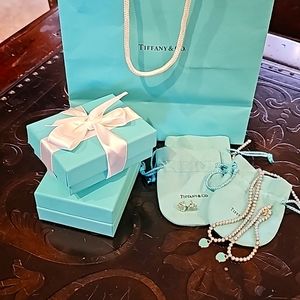 Tiffany & CO blue heart set